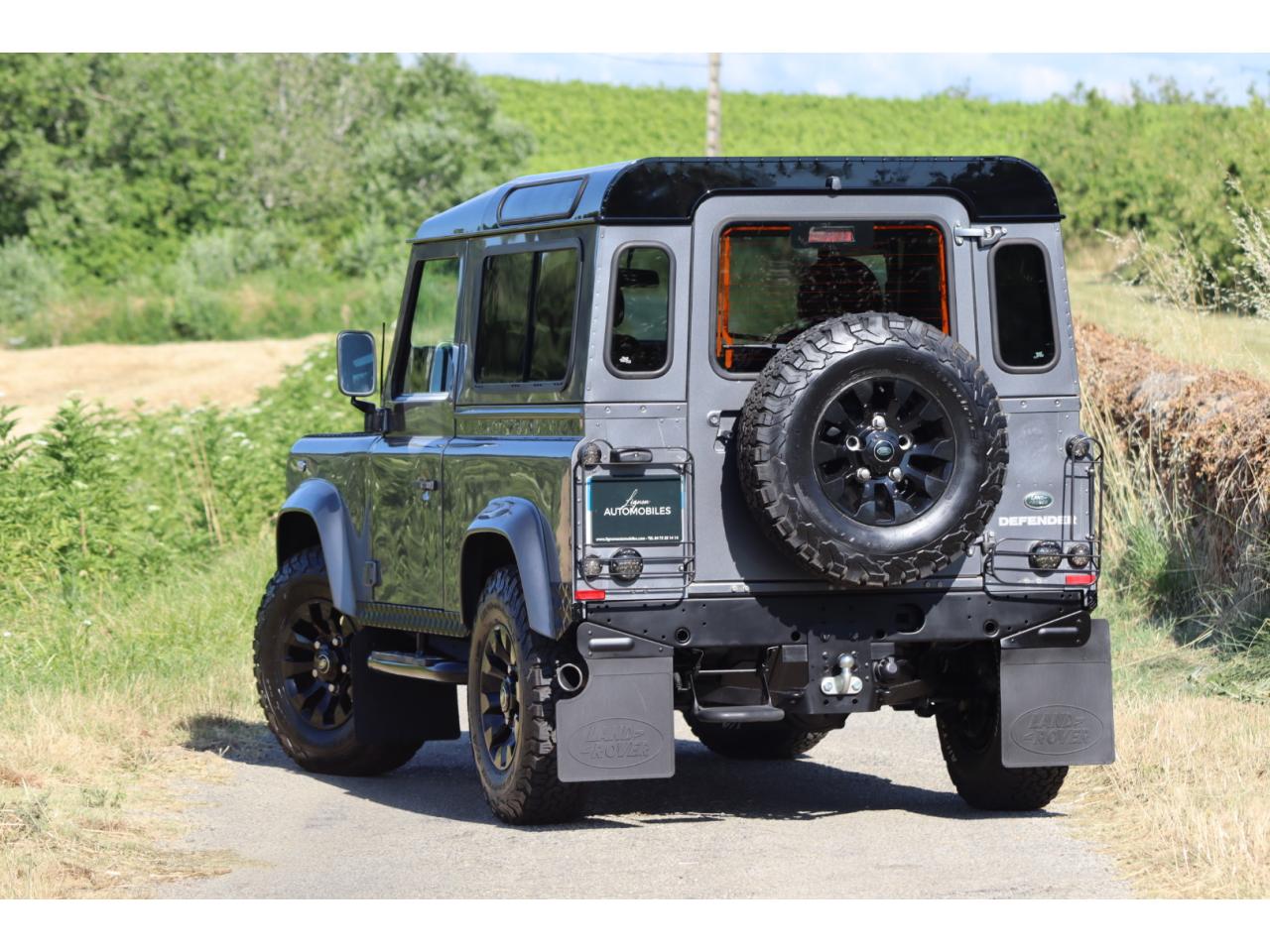 Photo LAND ROVER DEFENDER 90 TD4 2.2 Hard Top 'S' - TVA Récupérable