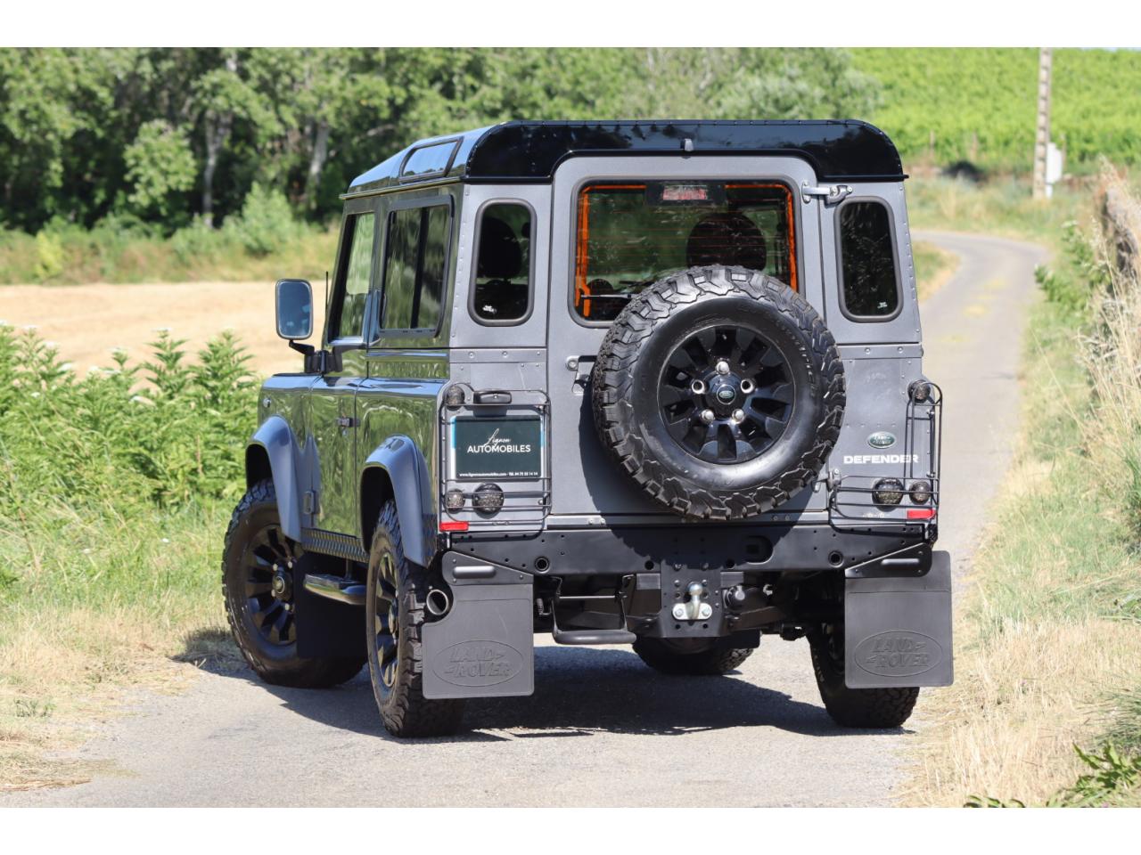 Photo LAND ROVER DEFENDER 90 TD4 2.2 Hard Top 'S' - TVA Récupérable