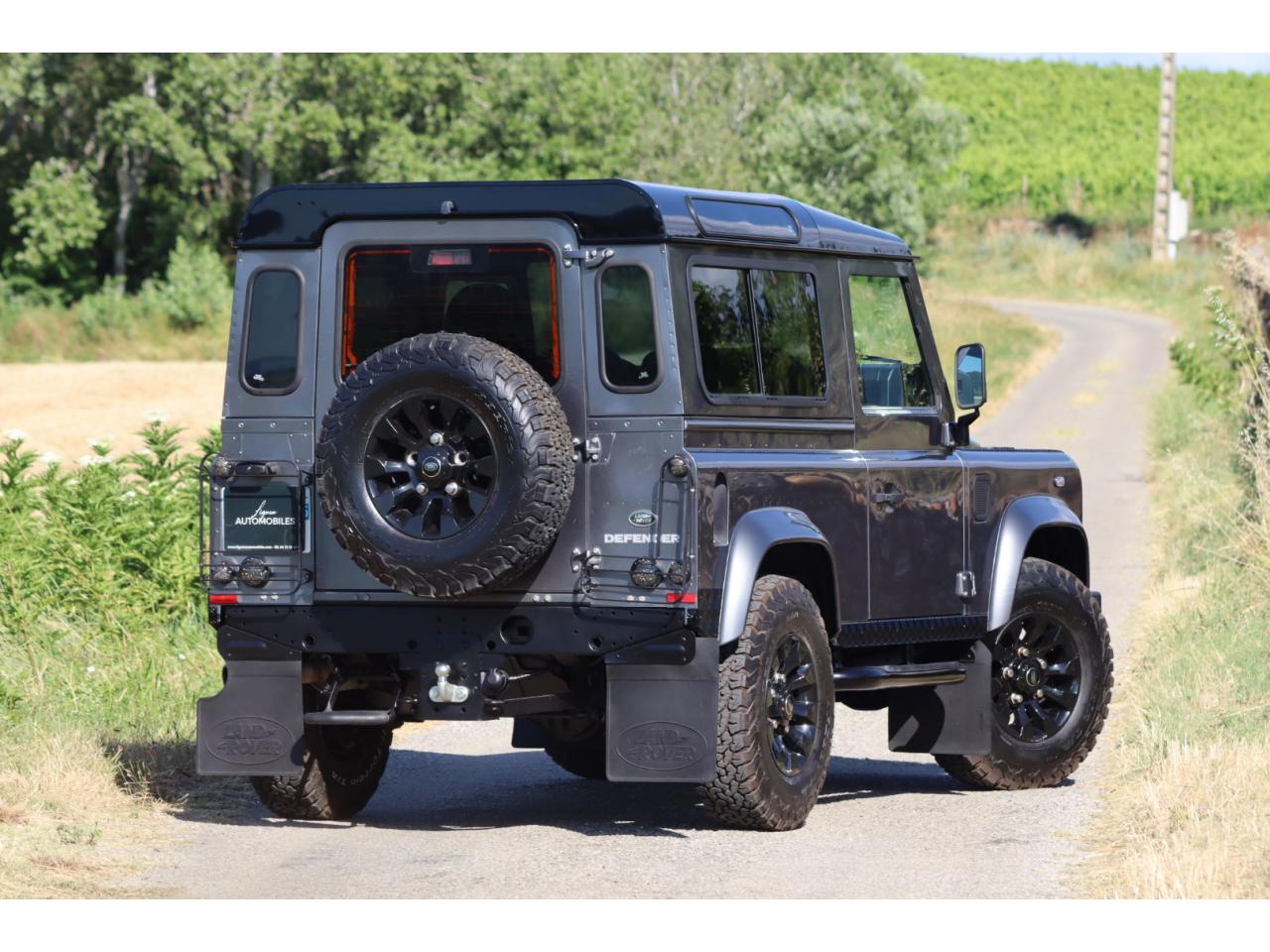 Photo LAND ROVER DEFENDER 90 TD4 2.2 Hard Top 'S' - TVA Récupérable