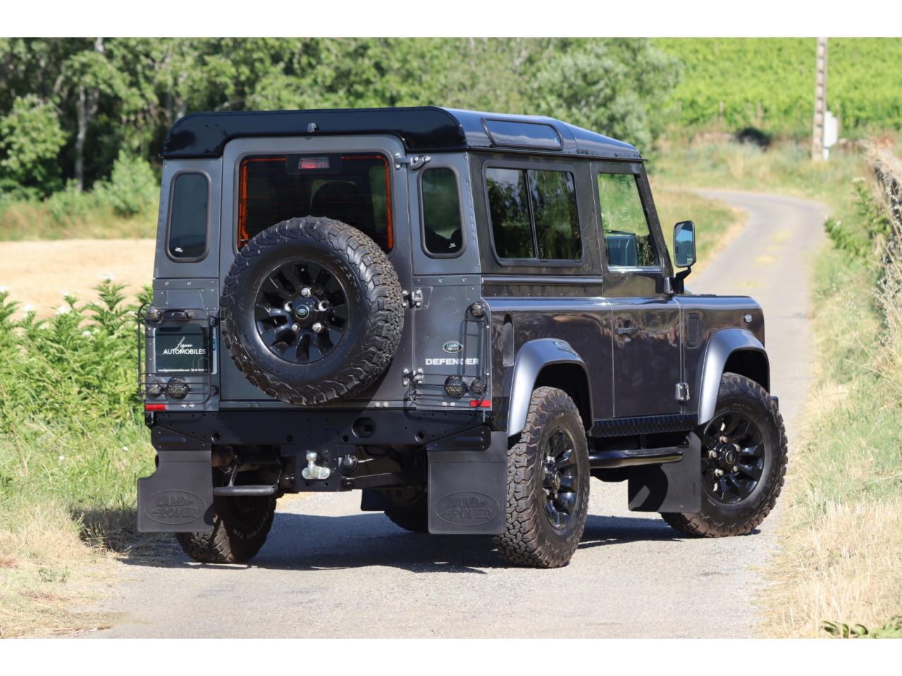 Photo LAND ROVER DEFENDER 90 TD4 2.2 Hard Top 'S' - TVA Récupérable
