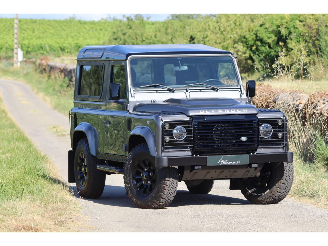 Photo LAND ROVER DEFENDER 90 TD4 2.2 Hard Top 'S' - TVA Récupérable