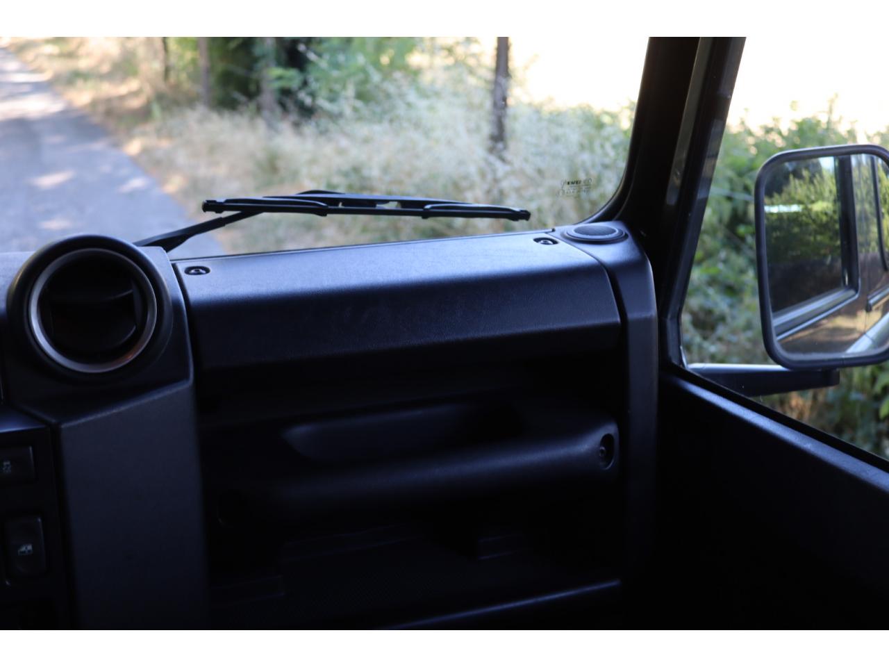 Photo LAND ROVER DEFENDER 90 TD4 2.2 Hard Top 'S' - TVA Récupérable