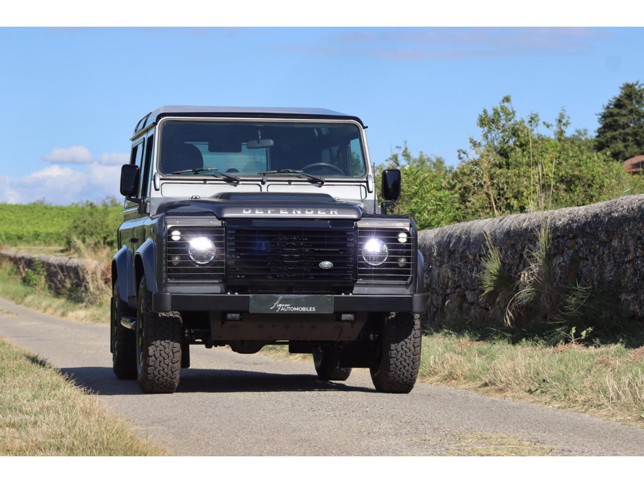 Photo LAND ROVER DEFENDER 90 TD4 2.2 Hard Top 'S' - TVA Récupérable