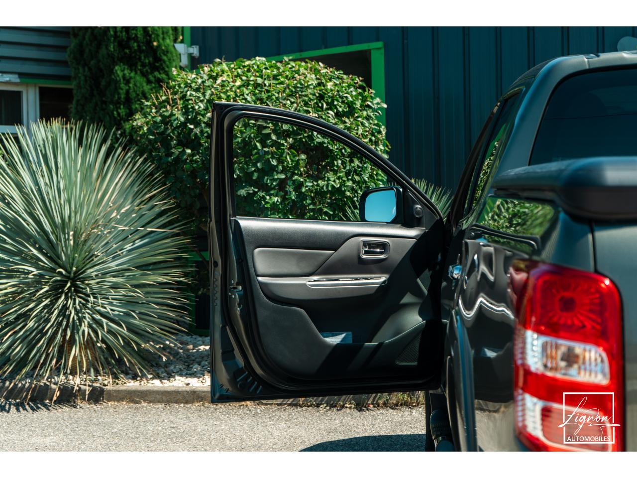 Photo MITSUBISHI L200 2.4 DI-D 181 Double Cabine Intense - 2017 - 1er main - à partir de 428 €