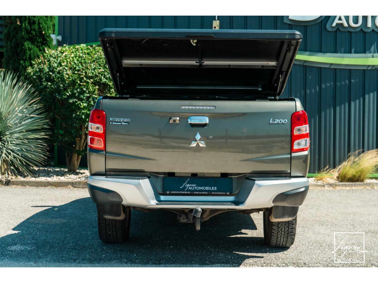 Photo MITSUBISHI L200 2.4 DI-D 181 Double Cabine Intense - 2017 - 1er main - à partir de 428 €