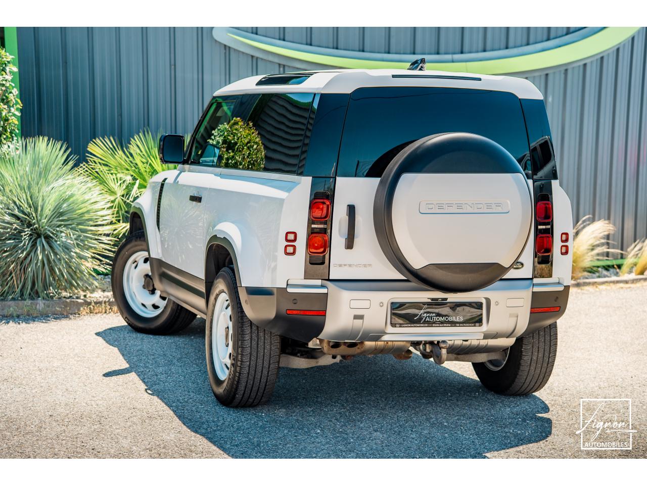 Photo LAND ROVER DEFENDER 90 3.0 D200 MHEV 3 Places - HARD TOP  TVA Récupérable