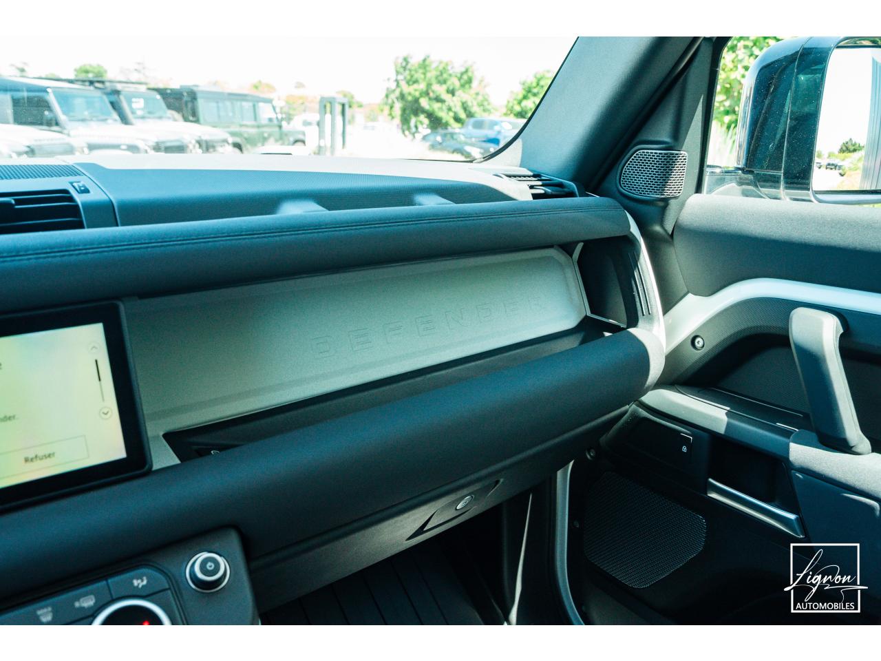 Photo LAND ROVER DEFENDER 90 3.0 D200 MHEV 3 Places - HARD TOP  TVA Récupérable