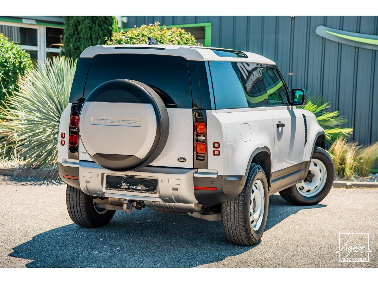 Photo LAND ROVER DEFENDER 90 3.0 D200 MHEV 3 Places - HARD TOP  TVA Récupérable