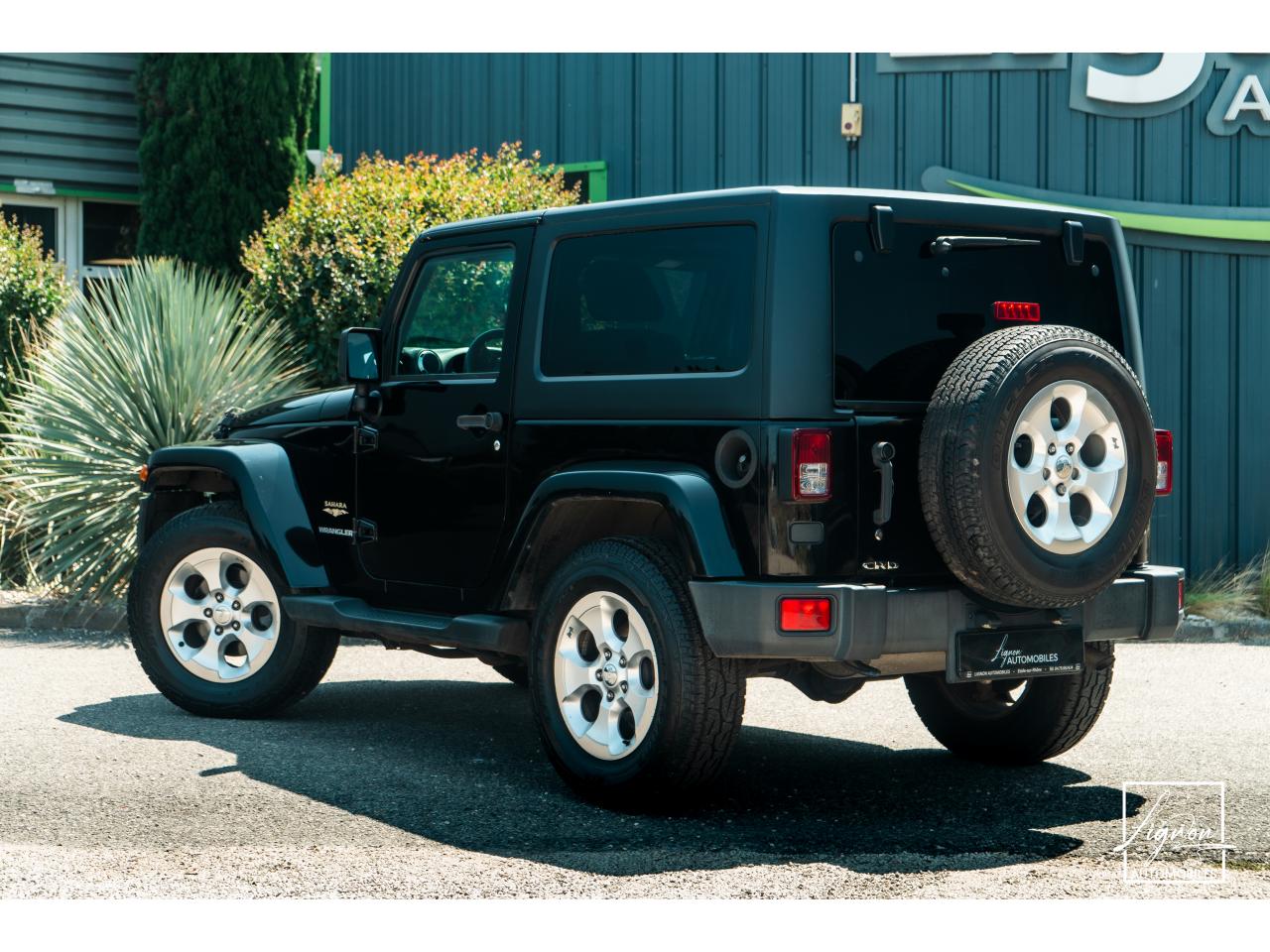 Photo JEEP WRANGLER Sahara 2.8 CRD 200 BVA Baché