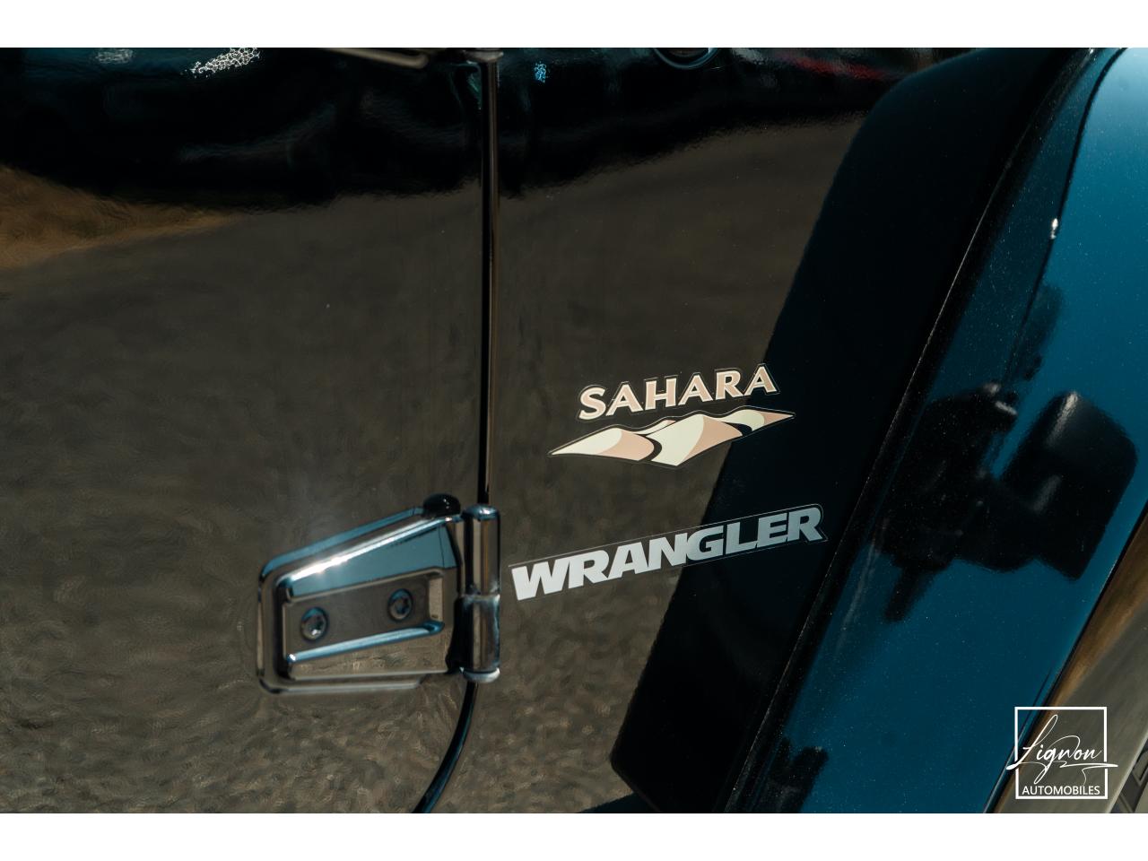 Photo JEEP WRANGLER Sahara 2.8 CRD 200 BVA Baché