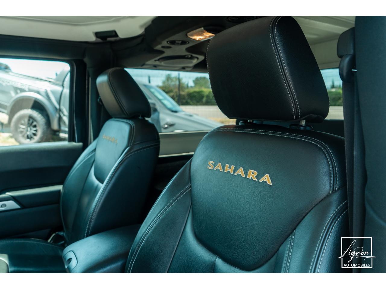 Photo JEEP WRANGLER Sahara 2.8 CRD 200 BVA Baché