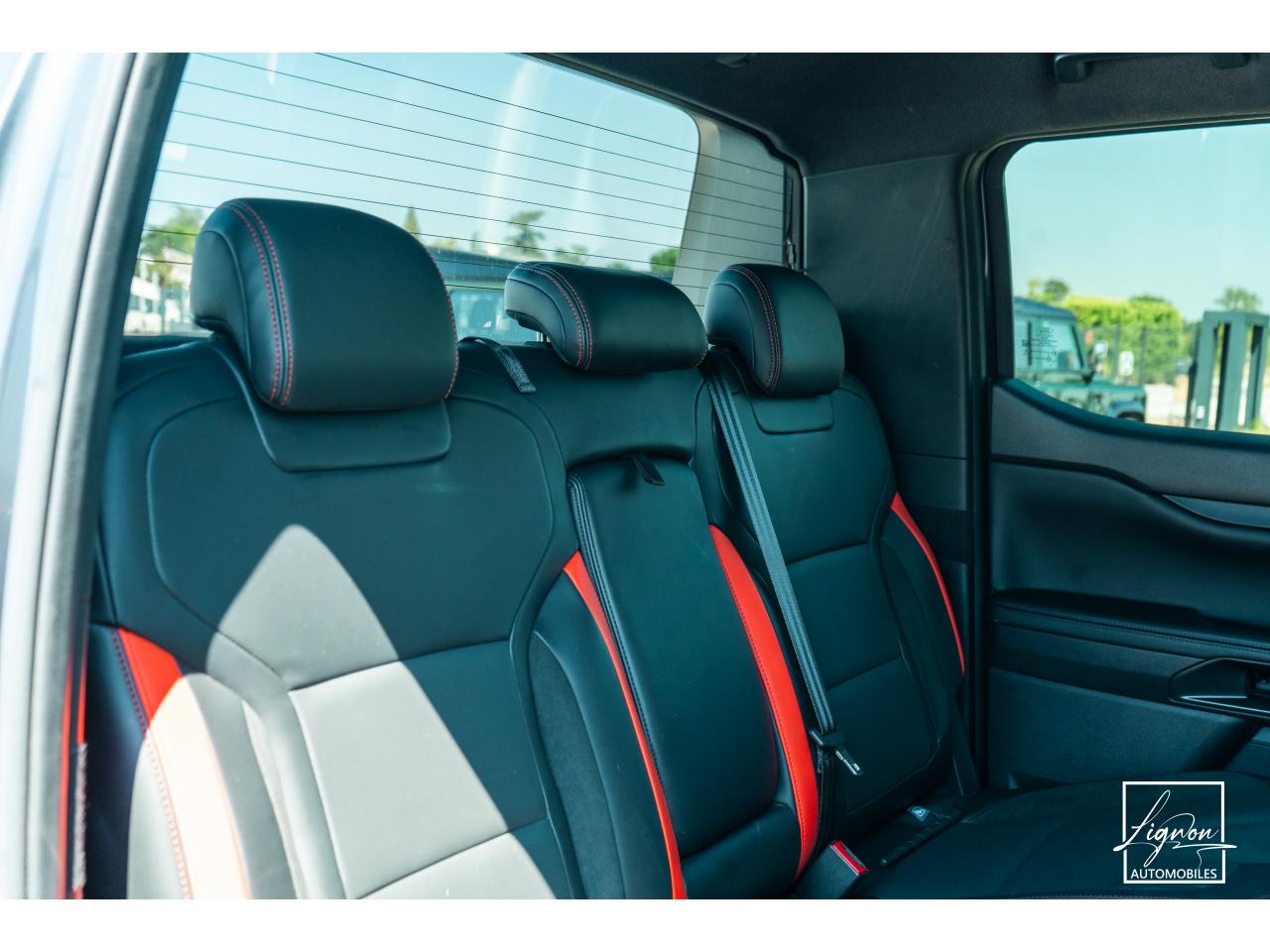 Photo FORD RANGER Raptor 3.0 V6 EcoBoost - 292 - BVA Double Cabine - à partir de 510 euros