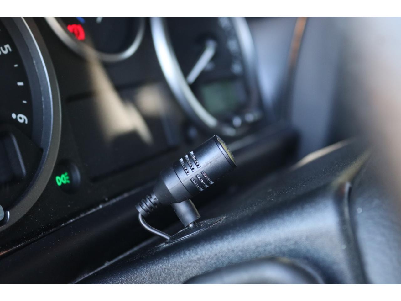 Photo LAND ROVER DEFENDER 90 Black Pack 2.2 Td4  2015 Station Wagon - 1er Main