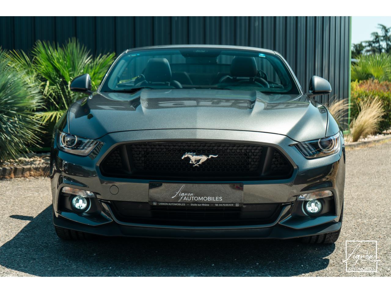Photo FORD MUSTANG Cabriolet 5.0 V8 - 421 - BVA  GT - 1er main - à partir de 642 euros