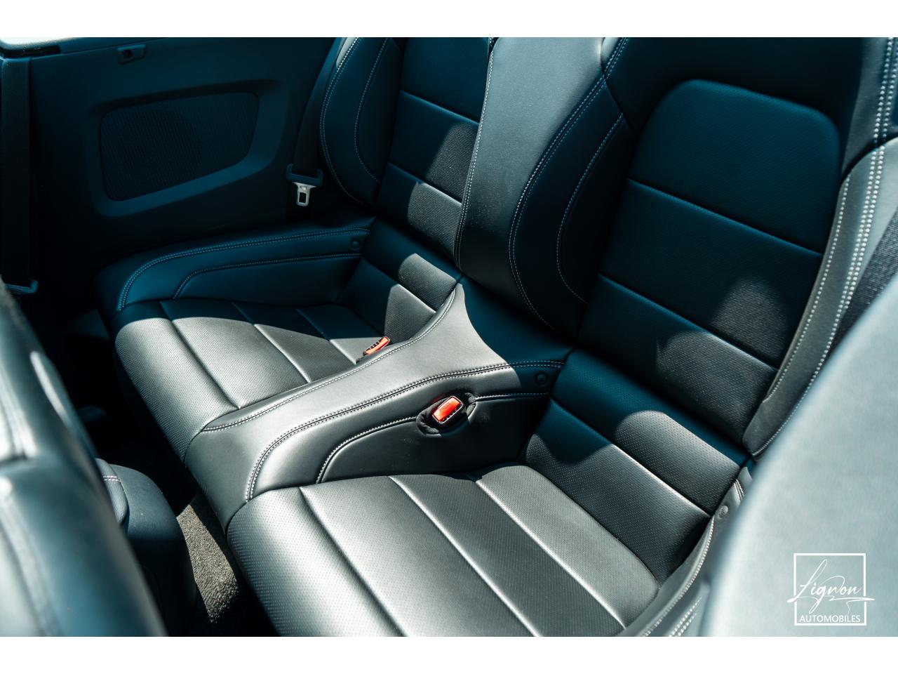 Photo FORD MUSTANG Cabriolet 5.0 V8 - 421 - BVA  GT - 1er main - à partir de 642 euros