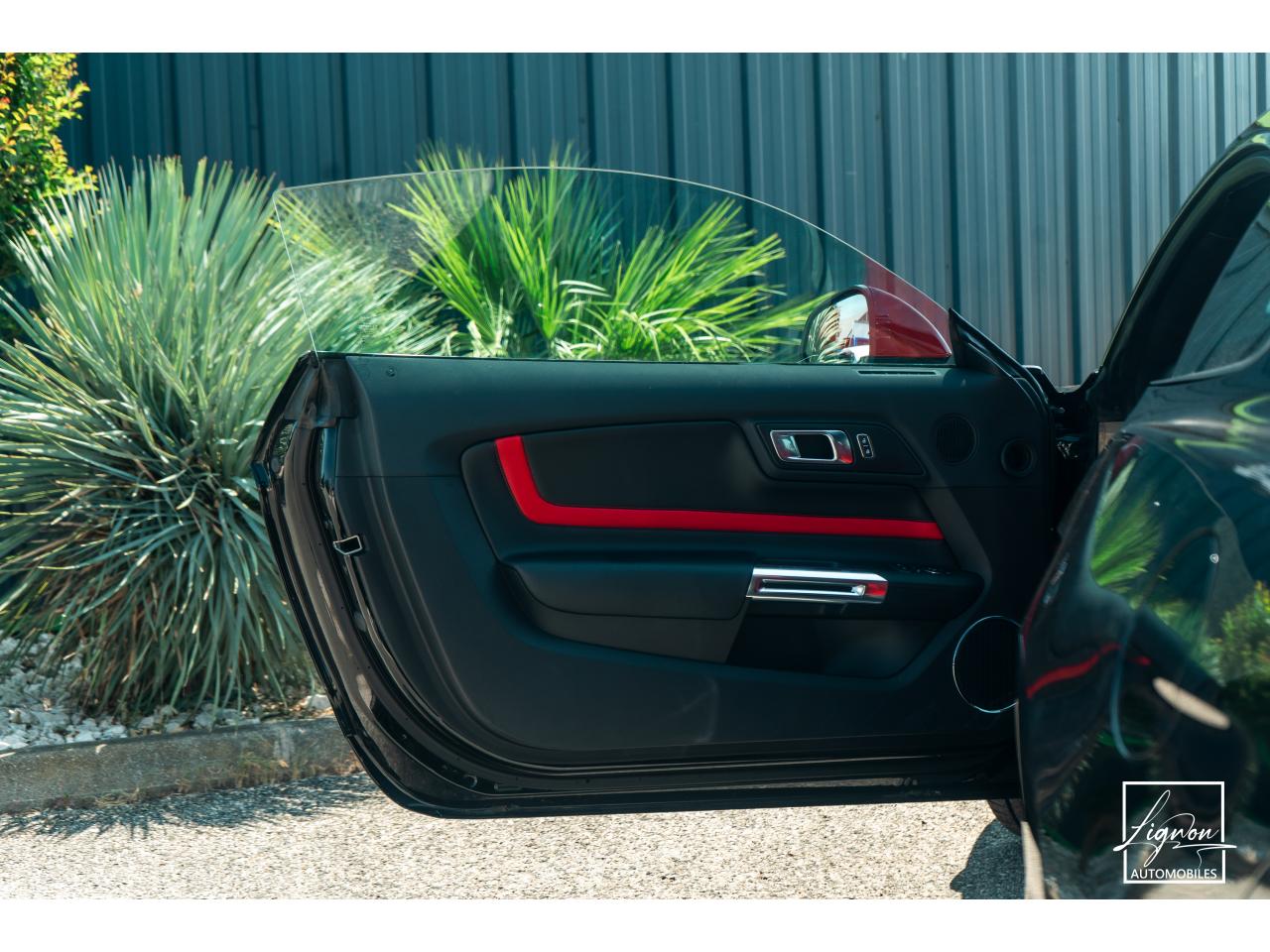 Photo FORD MUSTANG Fastback 5.0 V8 - 450 - BVA10  COUPE GT 1er main - à partir de 652 euros