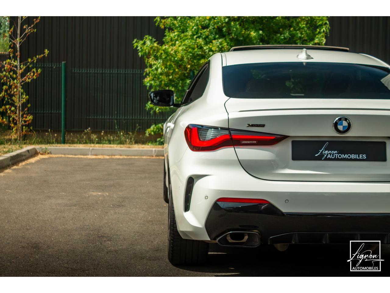 Photo BMW SERIE 4 M440d xDrive Coupé M Performance - Origine France - 1er main - à partir de 530 euros