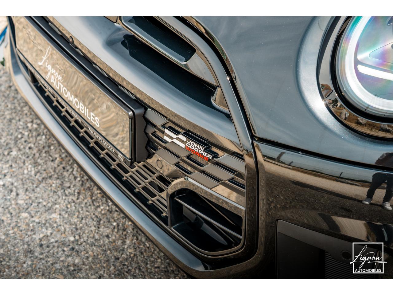 Photo MINI COOPER S John Works 2.0i - 204 - BVA Sport  F66 COUPE - à partir de 282 euros