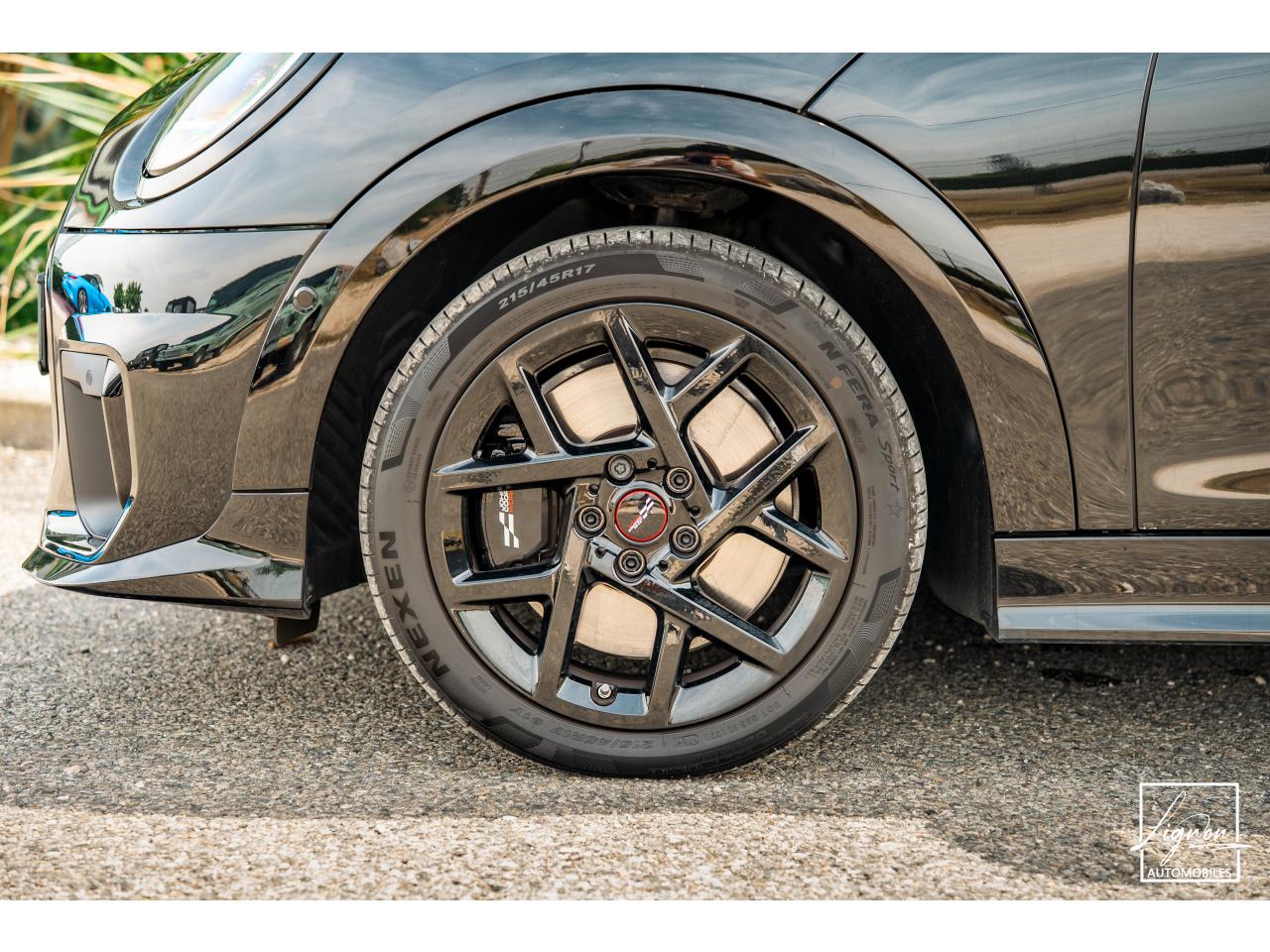 Photo MINI COOPER S John Works 2.0i - 204 - BVA Sport  F66 COUPE - à partir de 282 euros