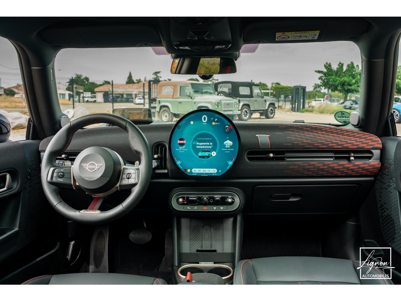 Photo MINI COOPER S John Works 2.0i - 204 - BVA Sport  F66 COUPE - à partir de 282 euros