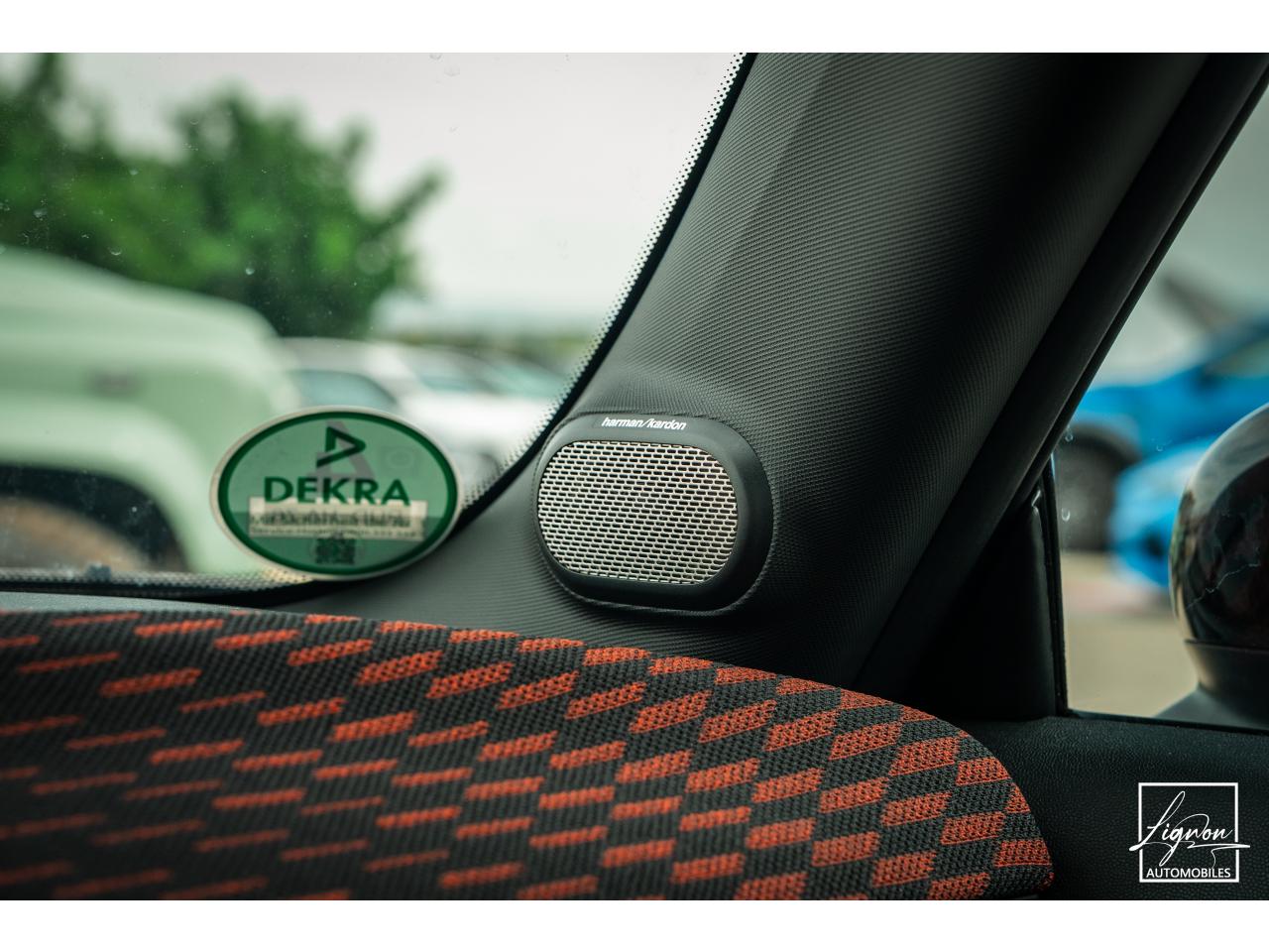 Photo MINI COOPER S John Works 2.0i - 204 - BVA Sport  F66 COUPE - à partir de 282 euros