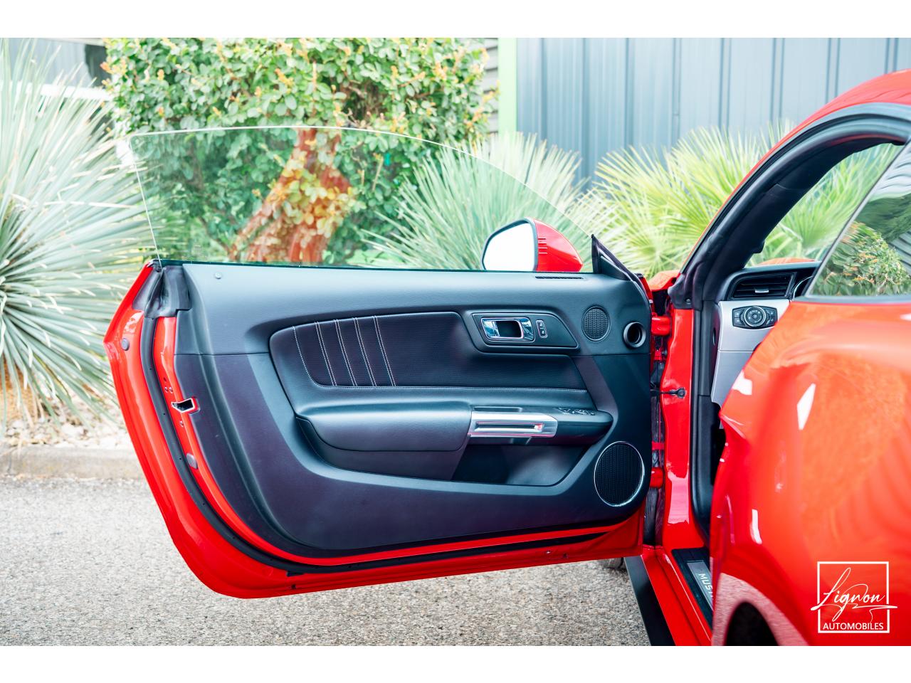 Photo FORD MUSTANG Fastback 2.3 EcoBoost 317 ch - à partir de 469 euros