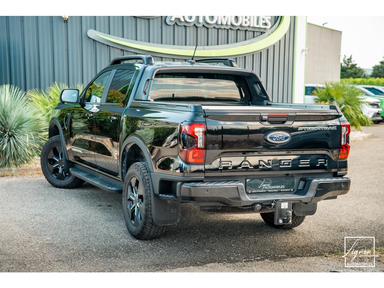 Photo FORD RANGER Stormtrak 2.3 EcoBoost PHEV - 281 - BVA e-AWD  2025 DOUBLE CABINE - à partir de 507 euros