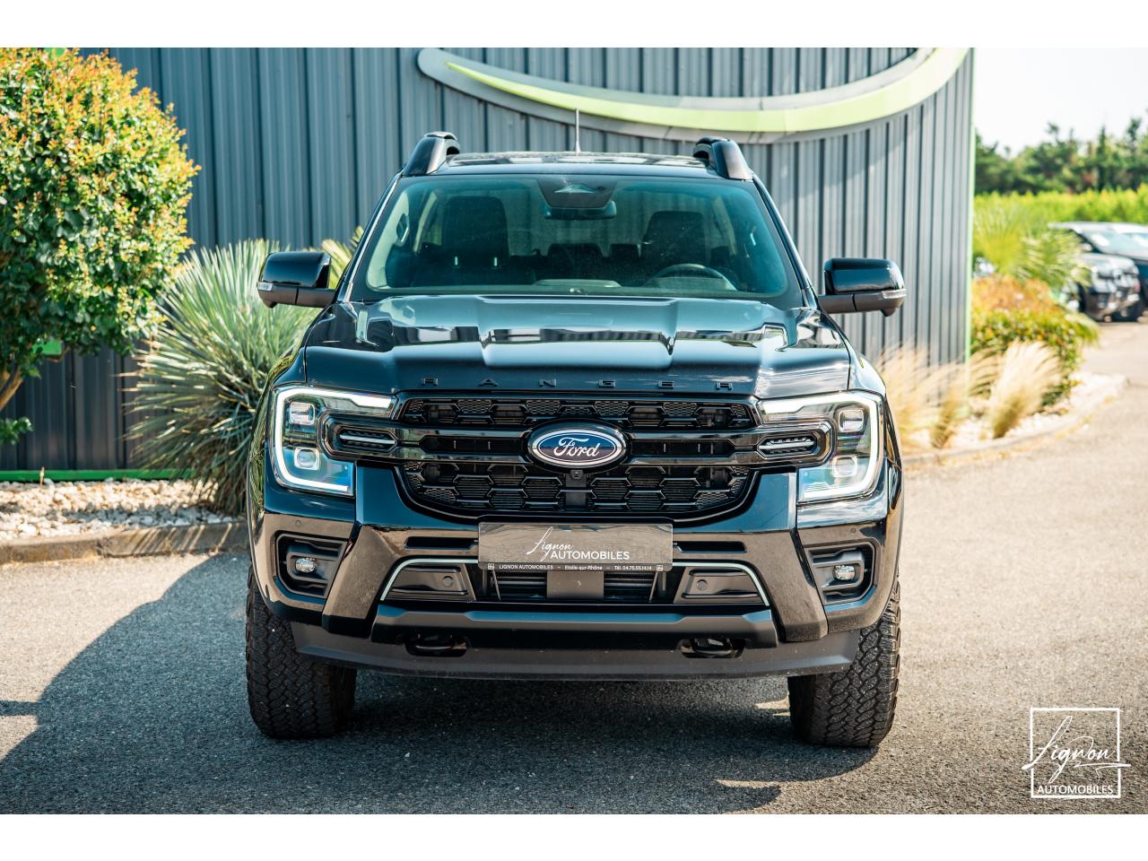 Photo FORD RANGER Stormtrak 2.3 EcoBoost PHEV - 281 - BVA e-AWD  2025 DOUBLE CABINE - à partir de 507 euros