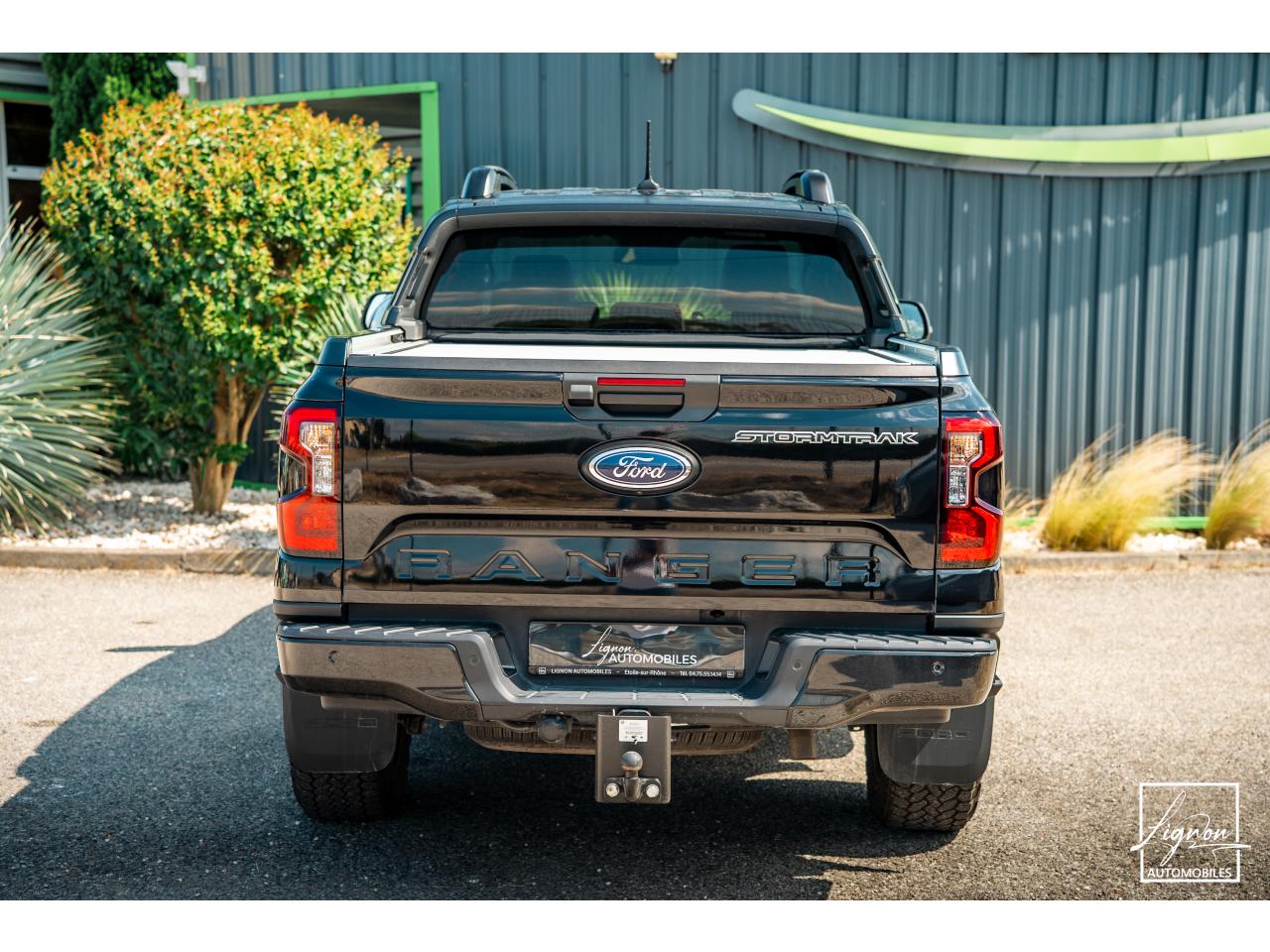 Photo FORD RANGER Stormtrak 2.3 EcoBoost PHEV - 281 - BVA e-AWD  2025 DOUBLE CABINE - à partir de 507 euros