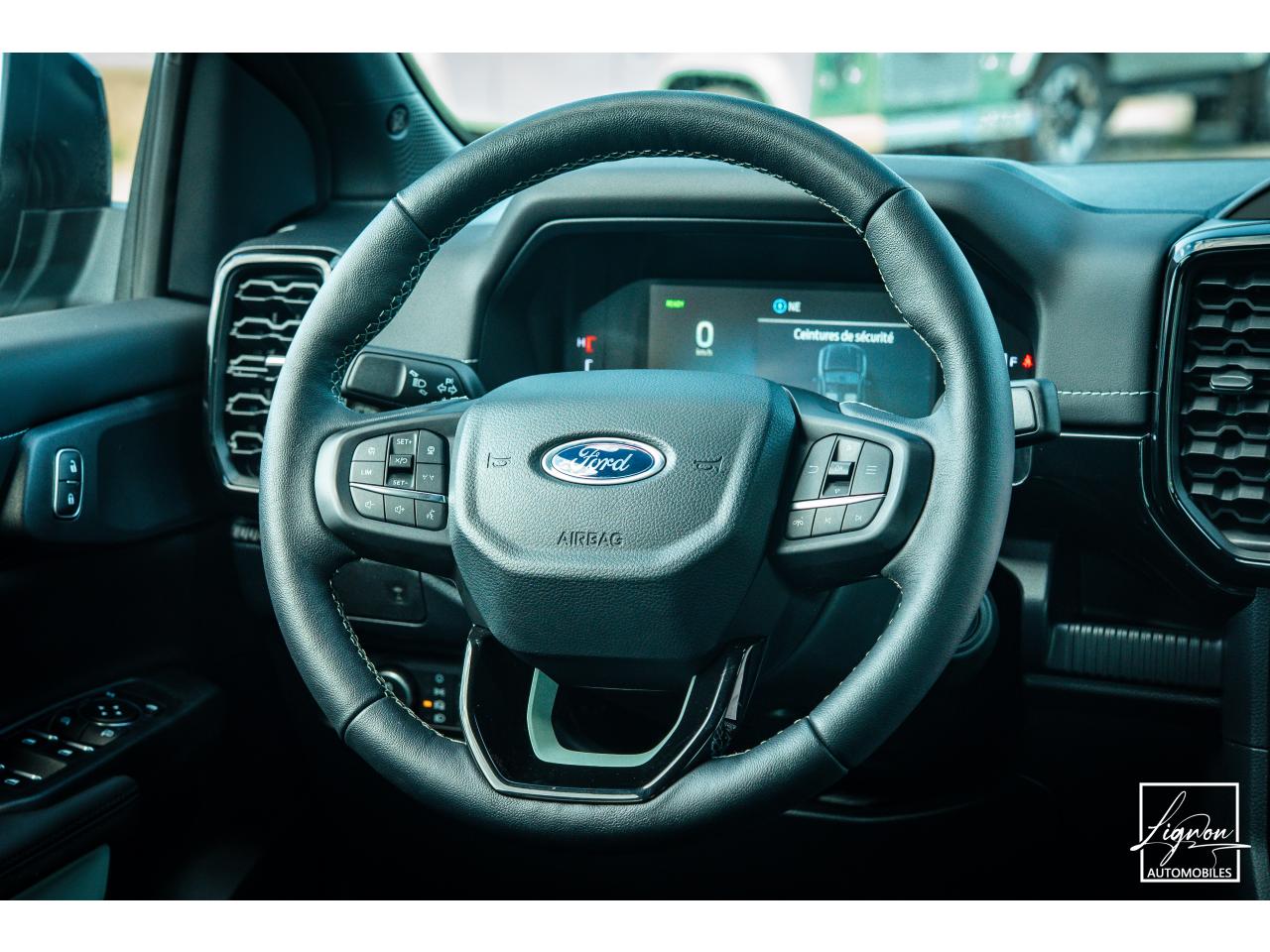 Photo FORD RANGER Stormtrak 2.3 EcoBoost PHEV - 281 - BVA e-AWD  2025 DOUBLE CABINE - à partir de 507 euros