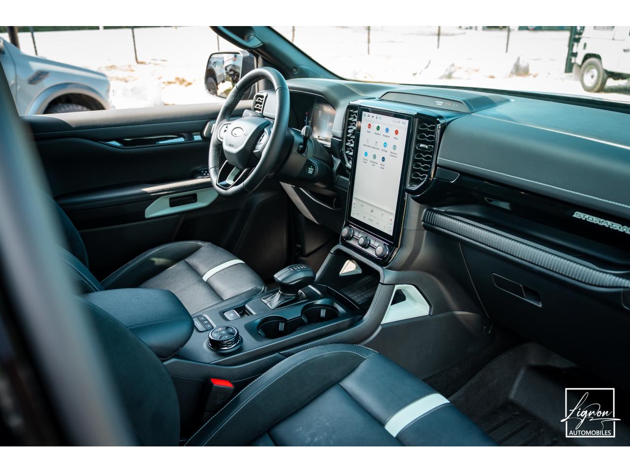 Photo FORD RANGER Stormtrak 2.3 EcoBoost PHEV - 281 - BVA e-AWD  2025 DOUBLE CABINE - à partir de 507 euros