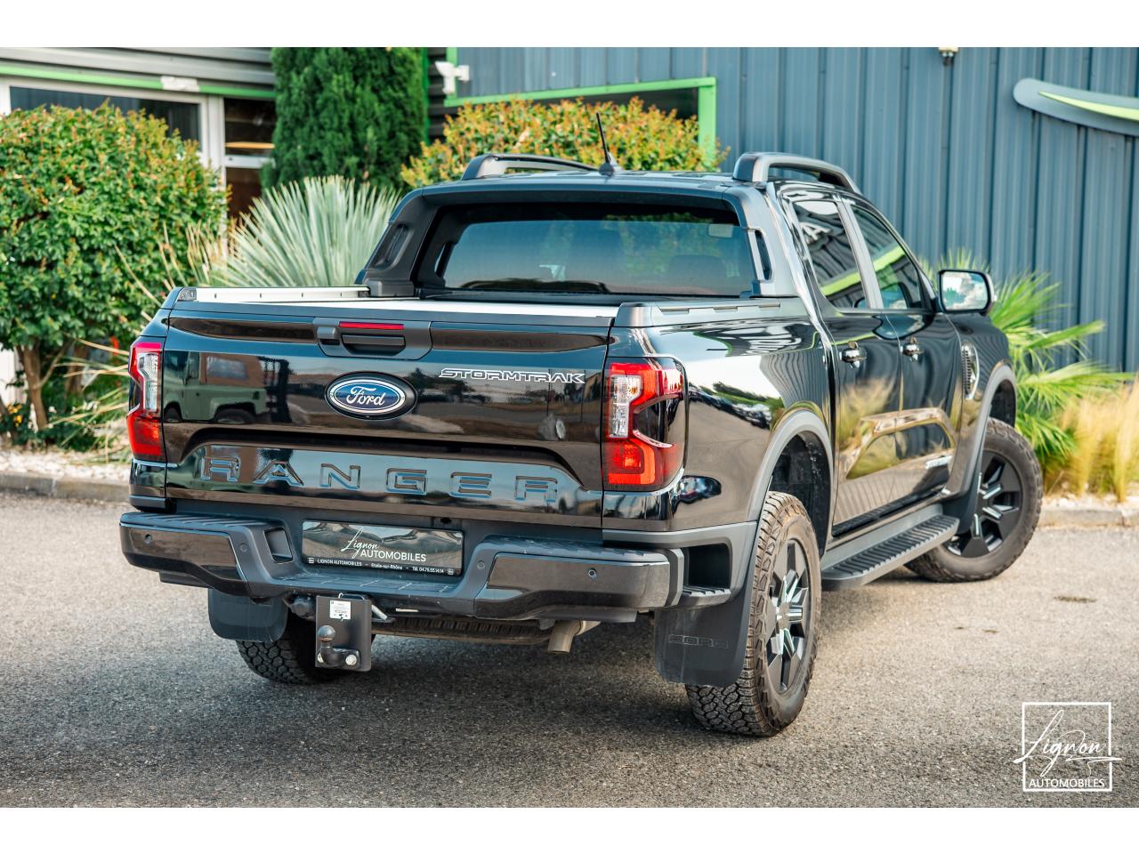 Photo FORD RANGER Stormtrak 2.3 EcoBoost PHEV - 281 - BVA e-AWD  2025 DOUBLE CABINE - à partir de 507 euros