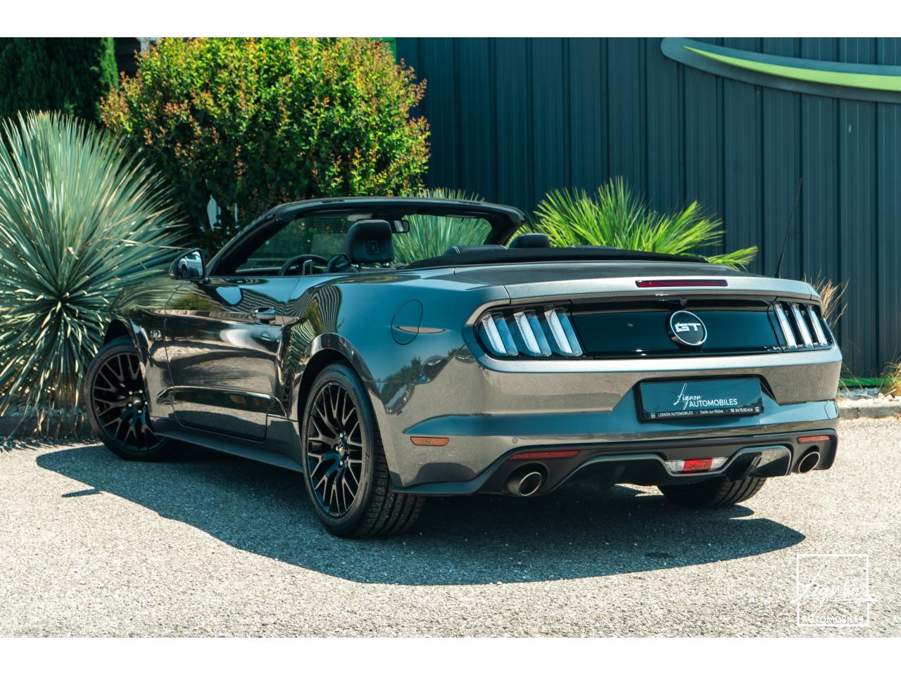 Photo FORD MUSTANG Cabriolet 5.0 V8 - 421 - BVA6 GT Pack Premium - 1er main