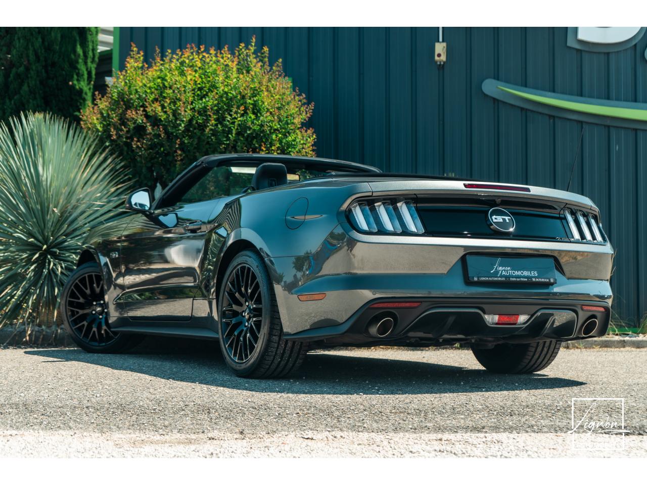 Photo FORD MUSTANG Cabriolet 5.0 V8 - 421 - BVA6 GT Pack Premium - 1er main