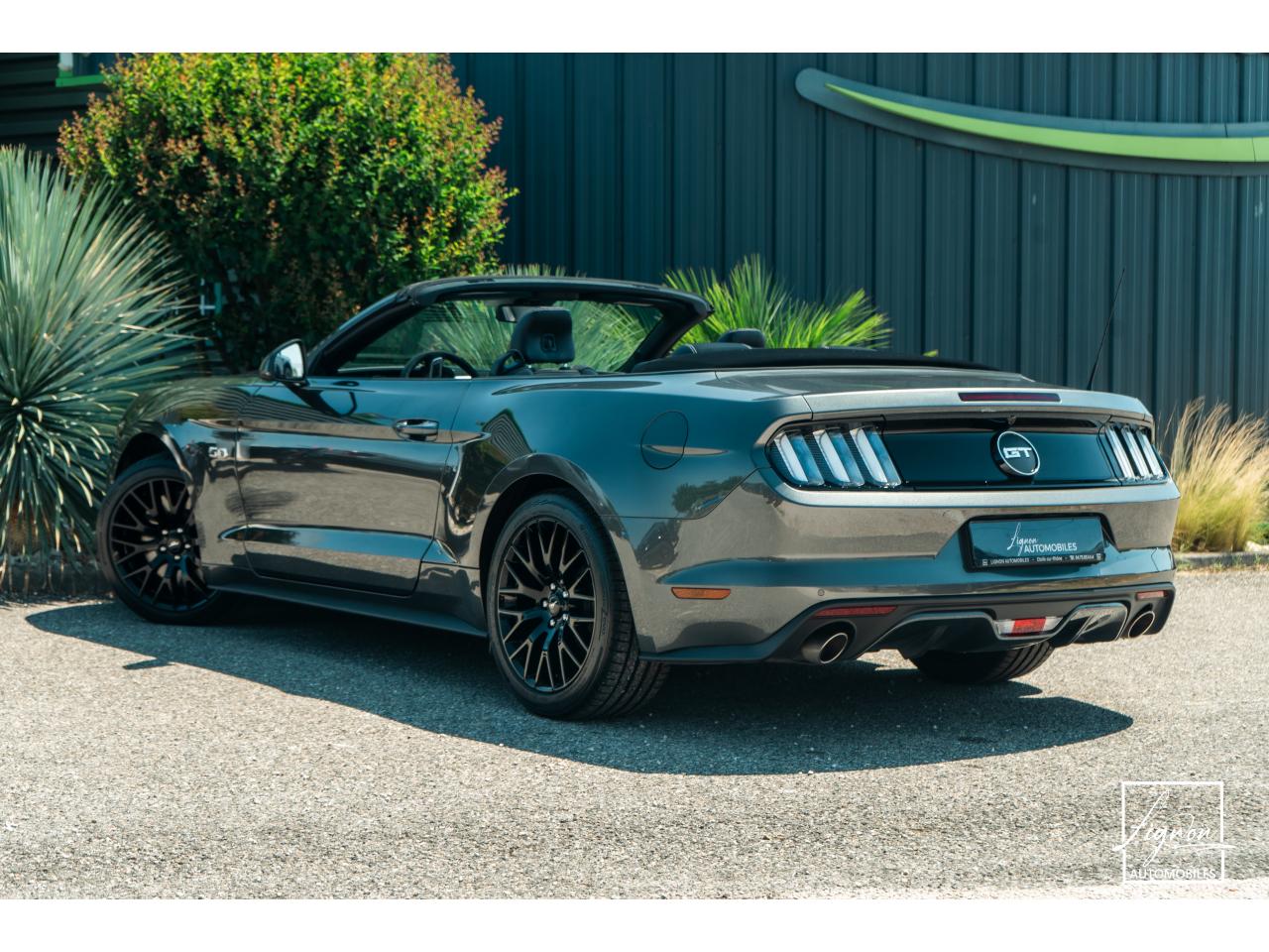 Photo FORD MUSTANG Cabriolet 5.0 V8 - 421 - BVA6 GT Pack Premium - 1er main