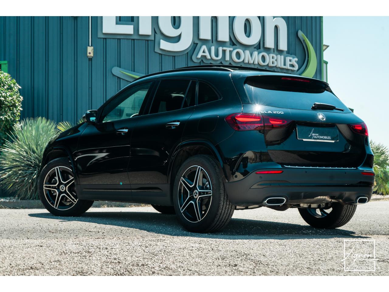 Photo MERCEDES GLA 200 - BV 7G-DCT  AMG Line - à partir de 363 euros