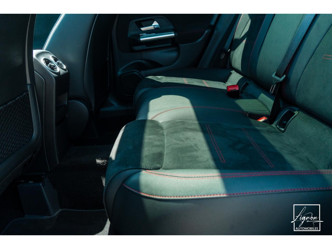 Photo MERCEDES GLA 200 - BV 7G-DCT  AMG Line - à partir de 363 euros