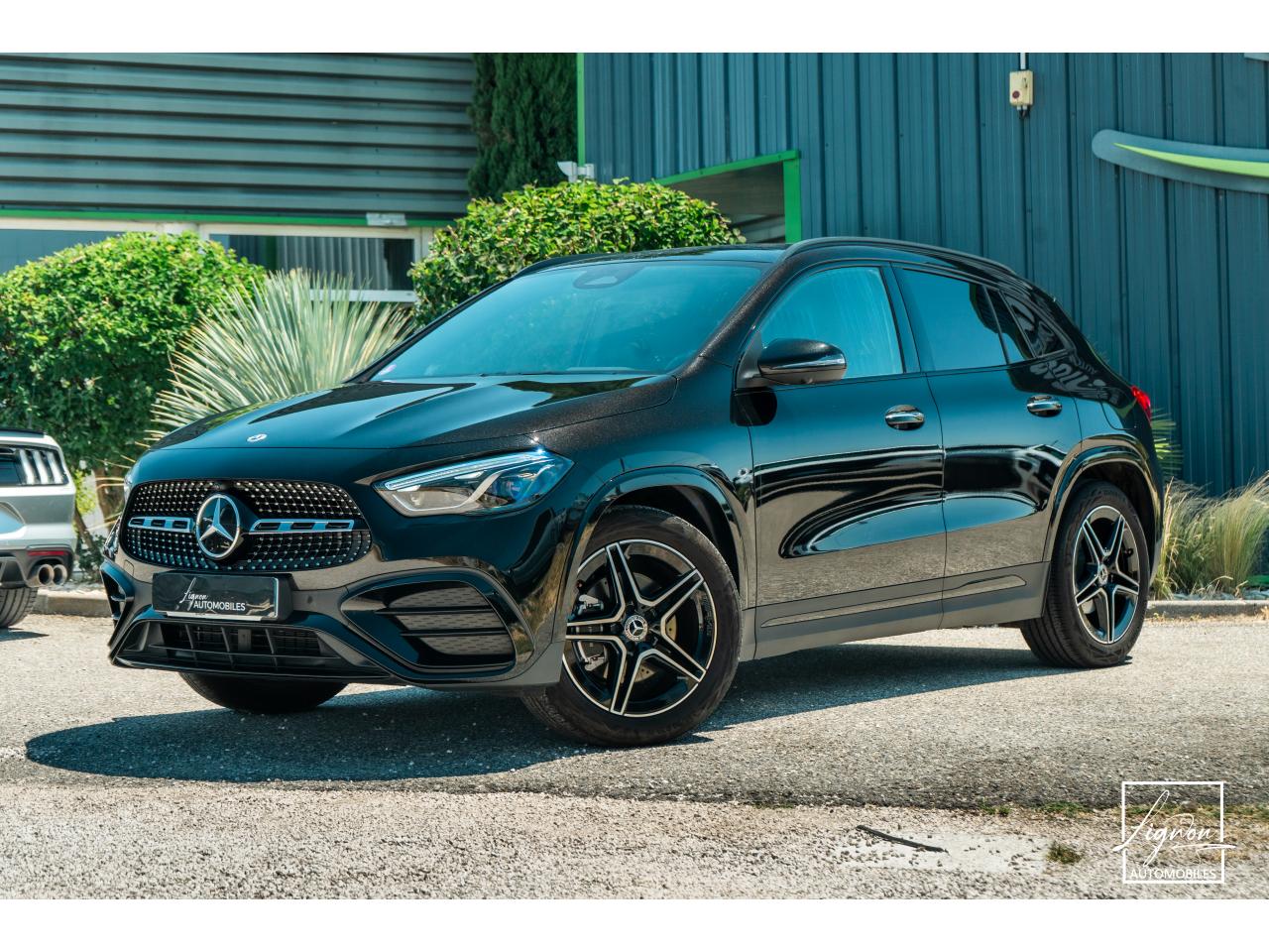 Photo MERCEDES GLA 200 - BV 7G-DCT  AMG Line - à partir de 363 euros