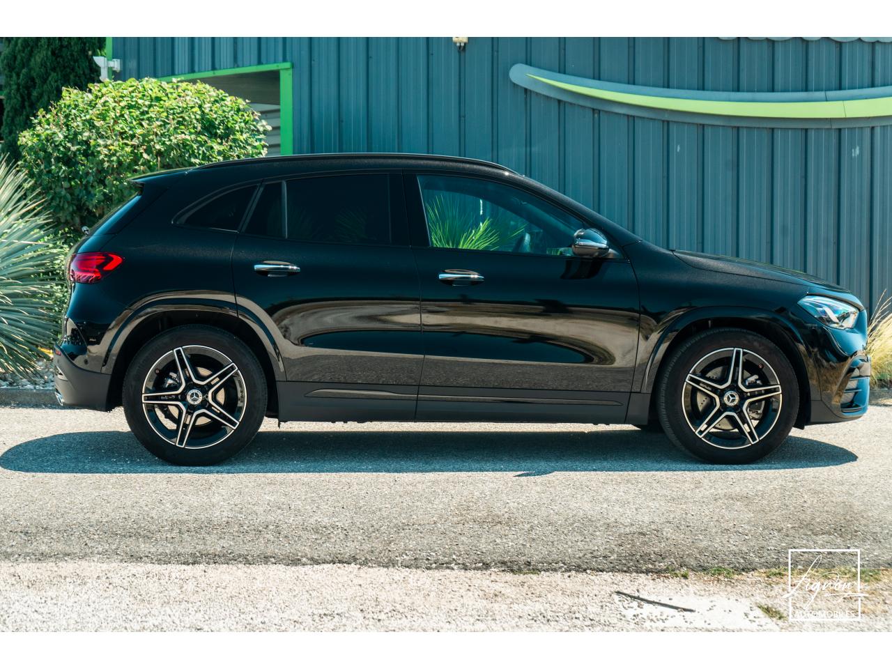 Photo MERCEDES GLA 200 - BV 7G-DCT  AMG Line - à partir de 363 euros