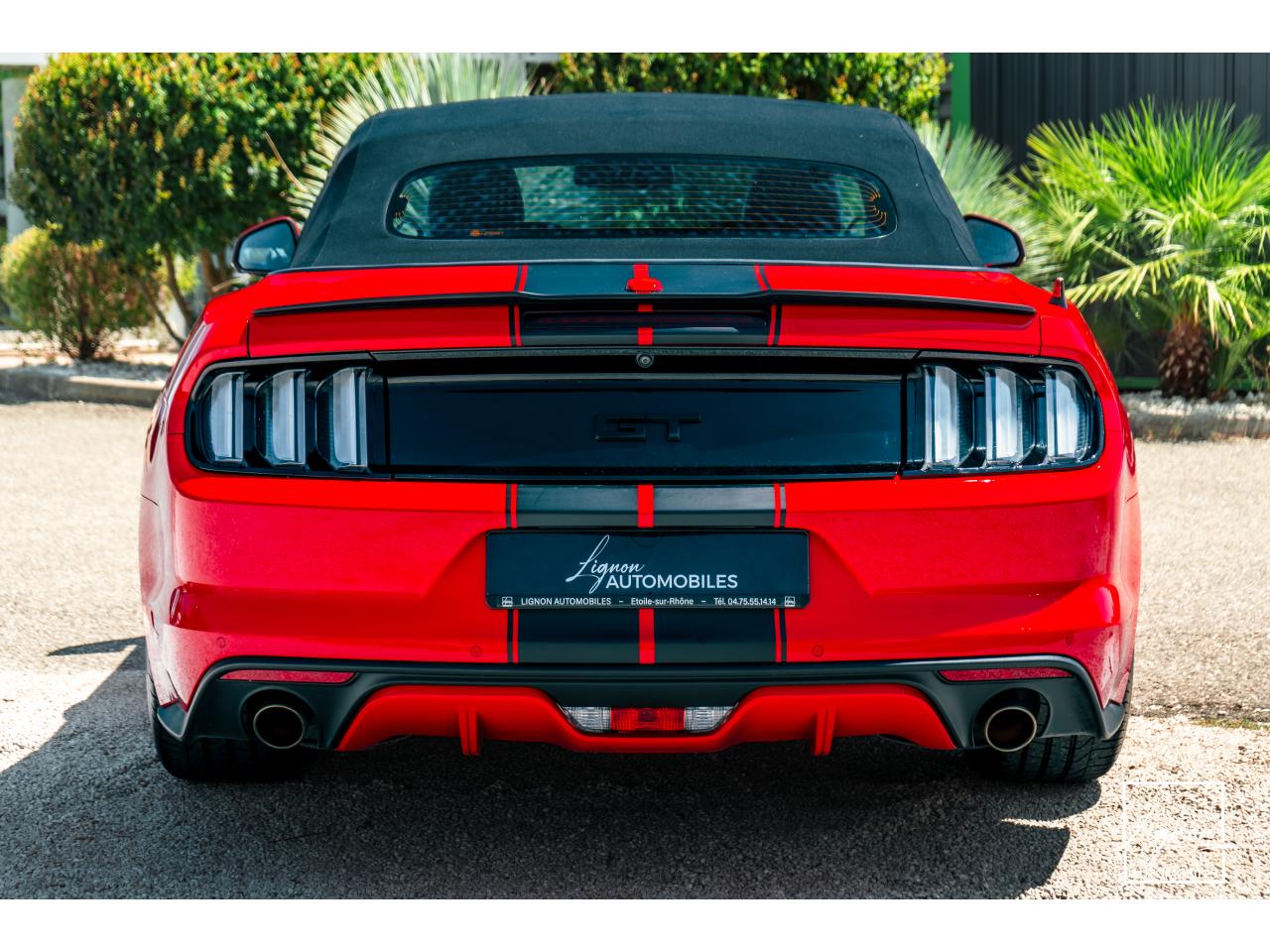 Photo FORD MUSTANG Cabriolet 5.0 V8 421 - BVA  GT  - CAMERA CARPLAY PACK PREMIUM - à partir de 571 euros