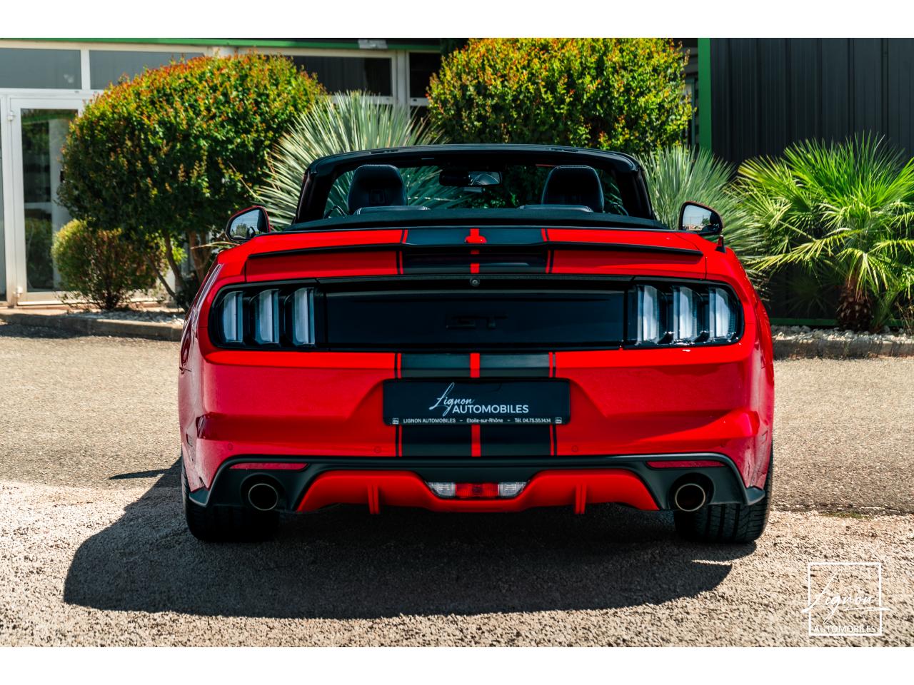 Photo FORD MUSTANG Cabriolet 5.0 V8 421 - BVA  GT  - CAMERA CARPLAY PACK PREMIUM - à partir de 571 euros