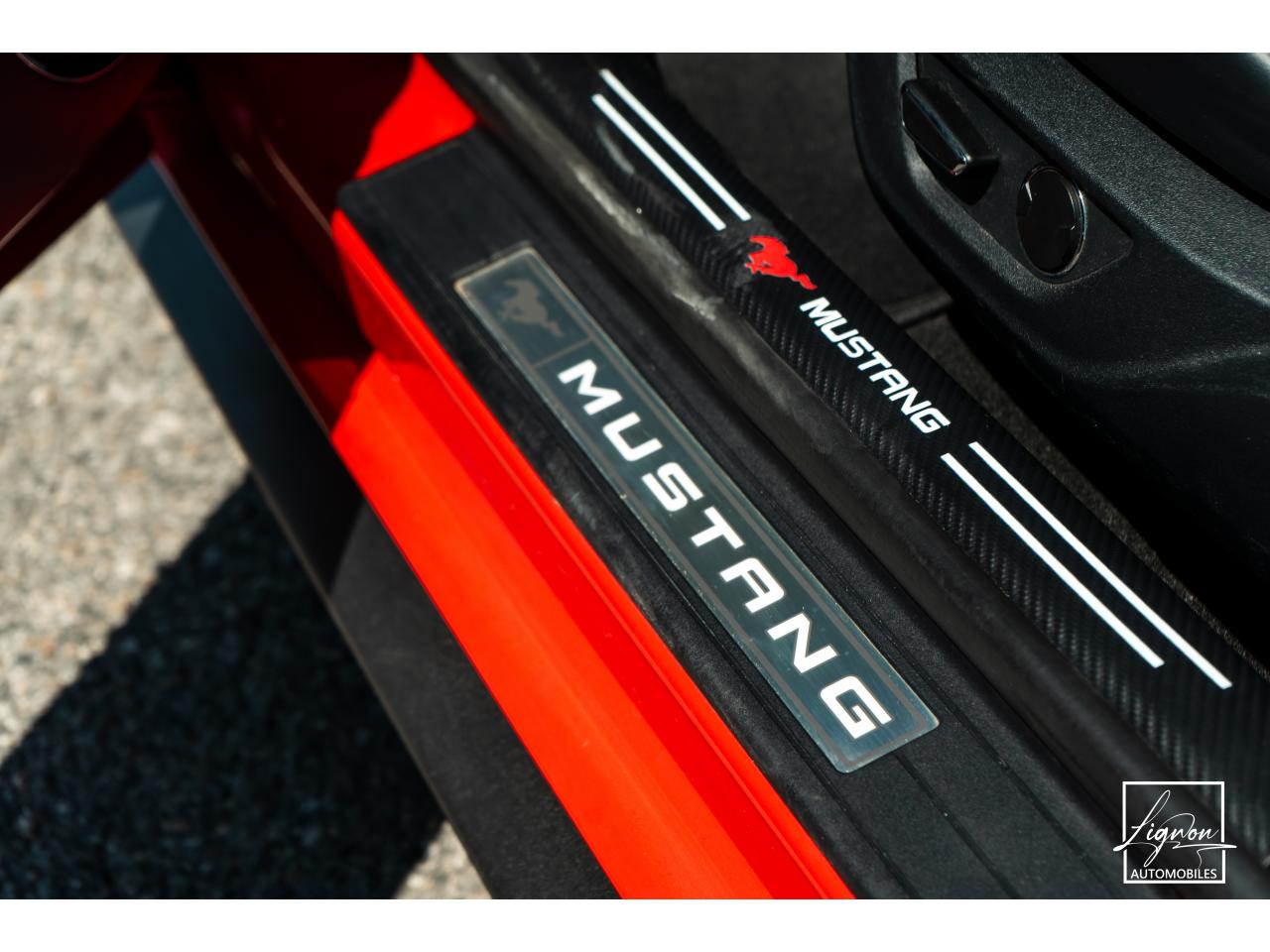 Photo FORD MUSTANG Cabriolet 5.0 V8 421 - BVA  GT  - CAMERA CARPLAY PACK PREMIUM - à partir de 571 euros