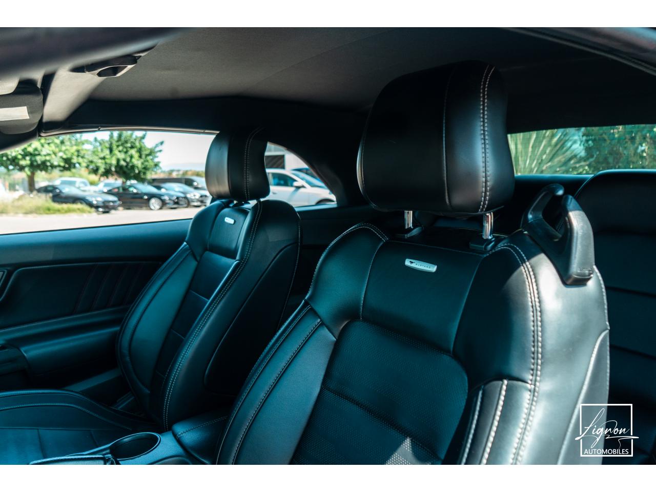 Photo FORD MUSTANG Cabriolet 5.0 V8 421 - BVA  GT  - CAMERA CARPLAY PACK PREMIUM - à partir de 571 euros