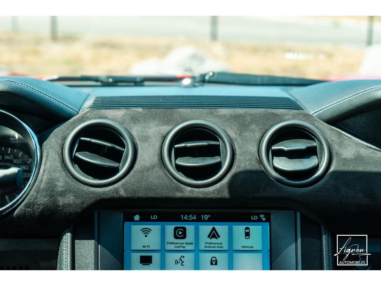 Photo FORD MUSTANG Cabriolet 5.0 V8 421 - BVA  GT  - CAMERA CARPLAY PACK PREMIUM - à partir de 571 euros