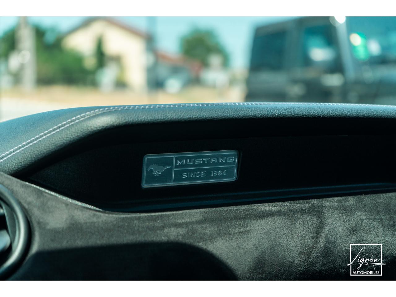 Photo FORD MUSTANG Cabriolet 5.0 V8 421 - BVA  GT  - CAMERA CARPLAY PACK PREMIUM - à partir de 571 euros
