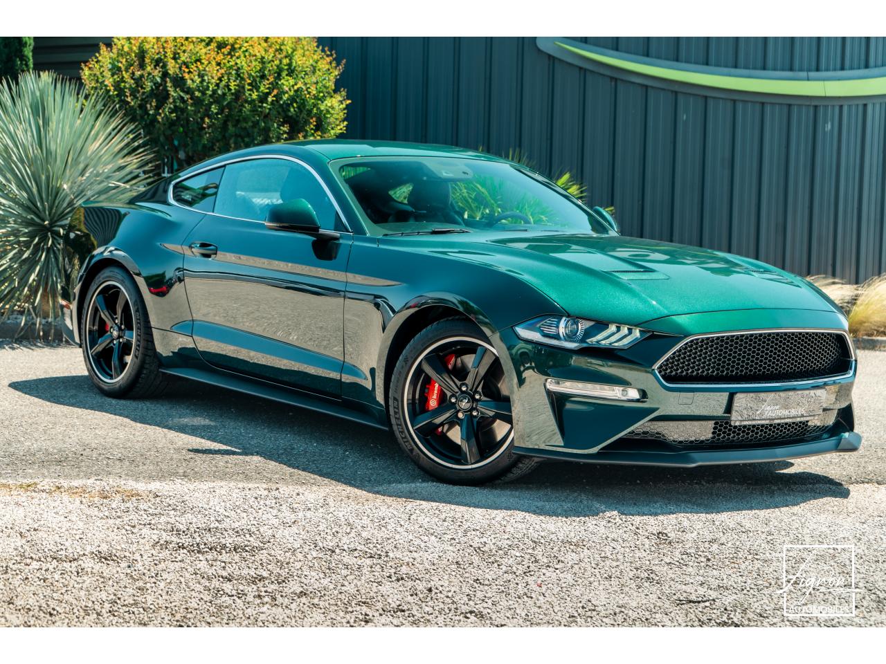 Photo FORD MUSTANG Bullitt 5.0 V8 - 460  FASTBACK 2020 Phase 2 - à partir de 724 euros