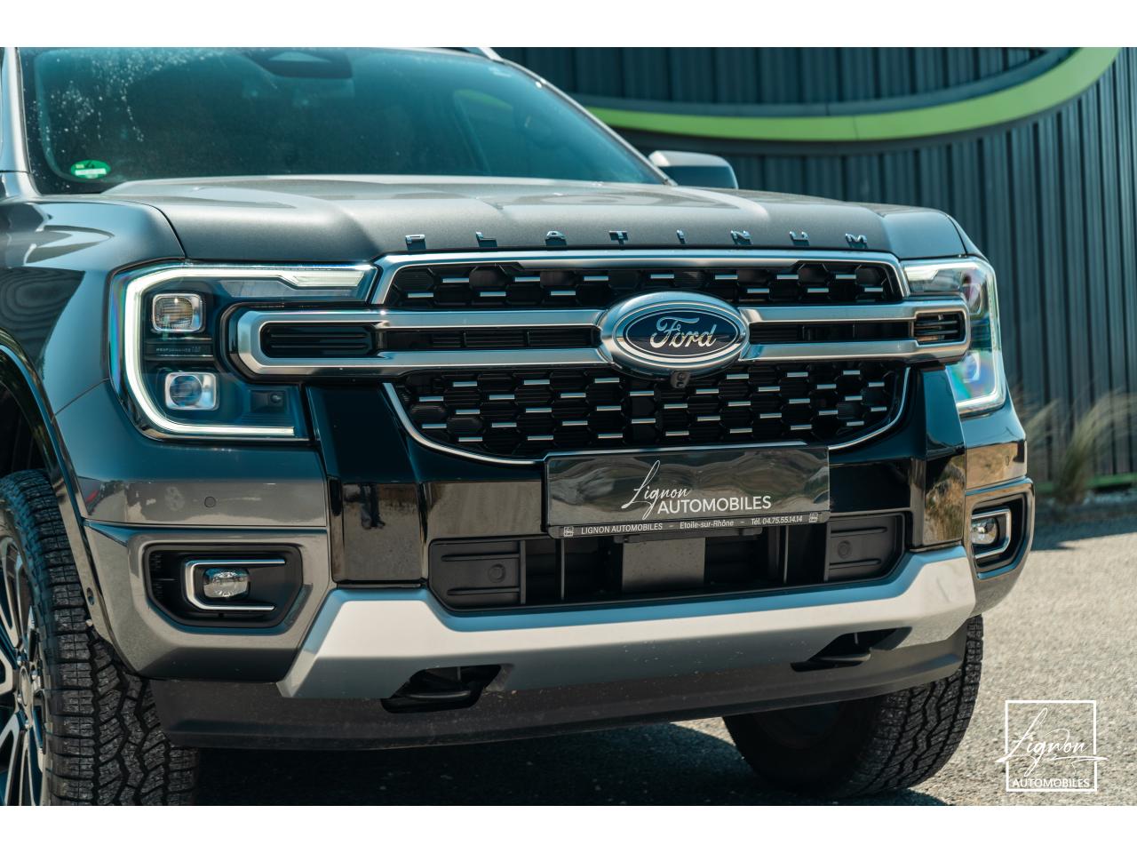 Photo FORD RANGER Platinum 3.0 V6 240 - BVA10 Double Cabine - à partir de 468 euros