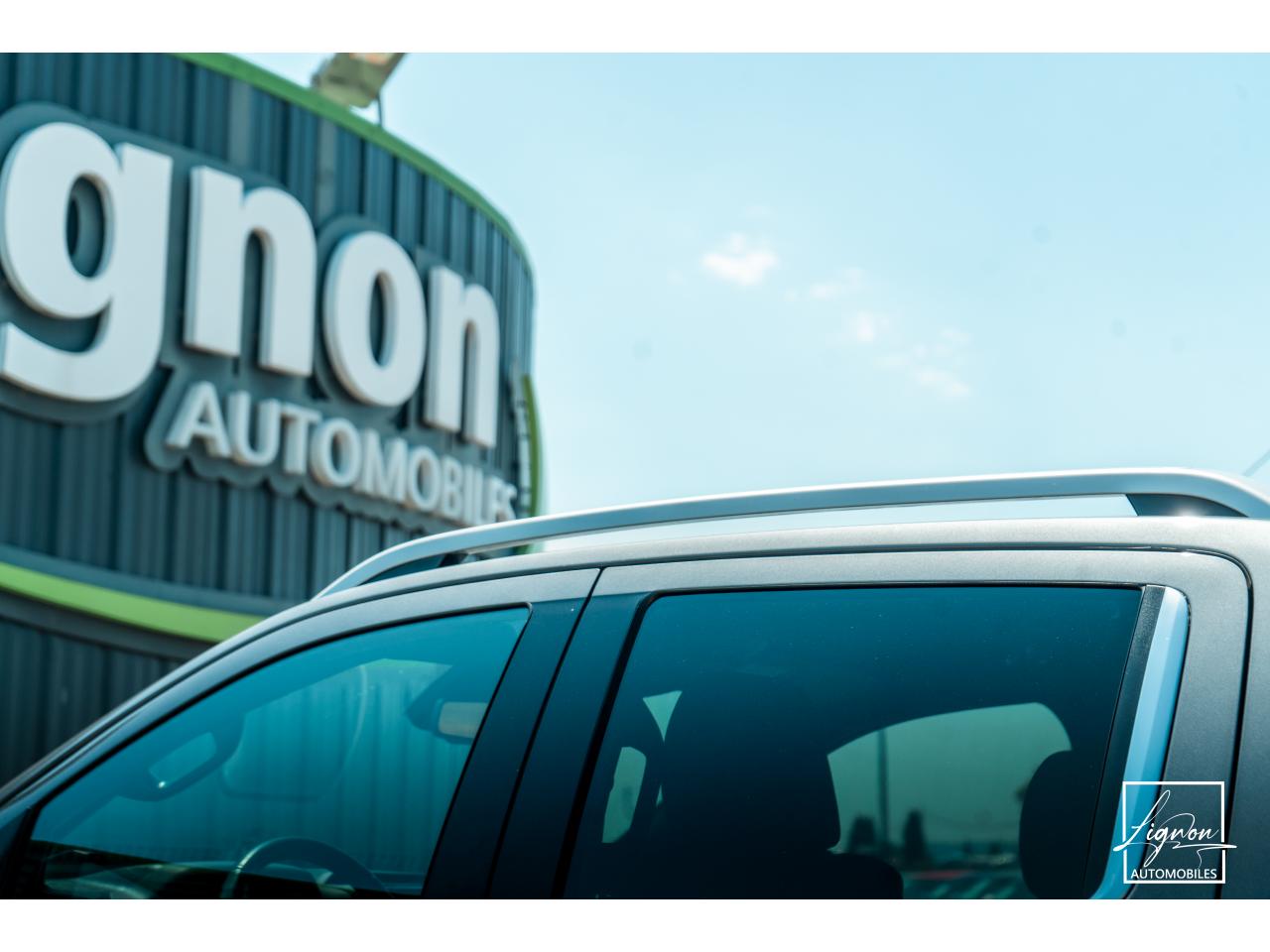 Photo FORD RANGER Platinum 3.0 V6 240 - BVA10 Double Cabine - à partir de 468 euros