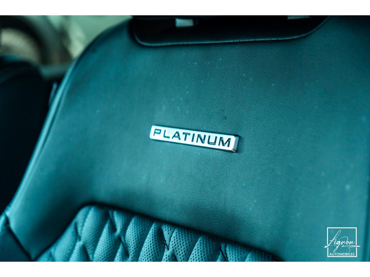 Photo FORD RANGER Platinum 3.0 V6 240 - BVA10 Double Cabine - à partir de 468 euros