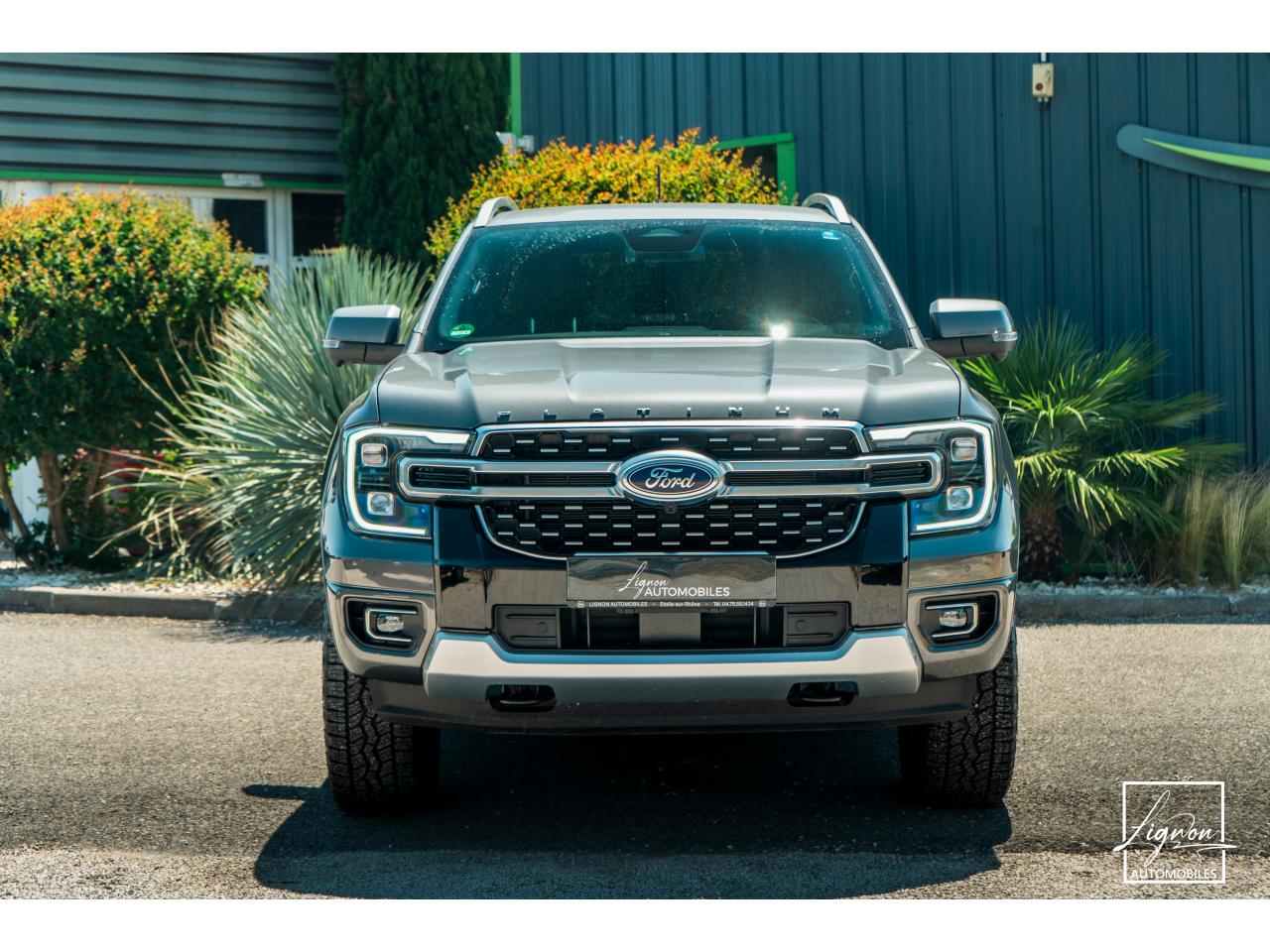 Photo FORD RANGER Platinum 3.0 V6 240 - BVA10 Double Cabine - à partir de 468 euros